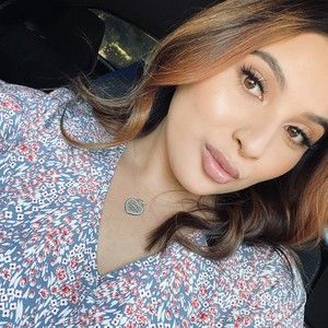 Meet your Posher, Lourdes